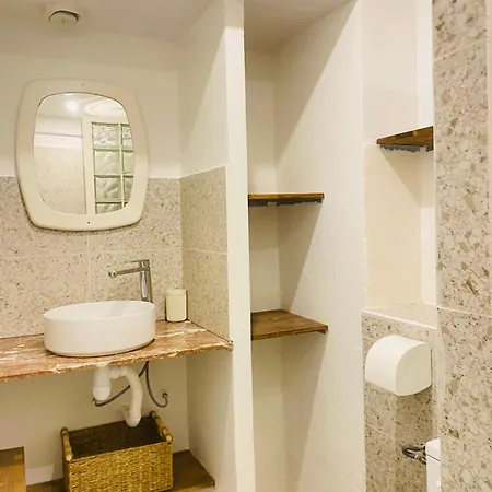 45 Renove Avec Gout, La A Pied *